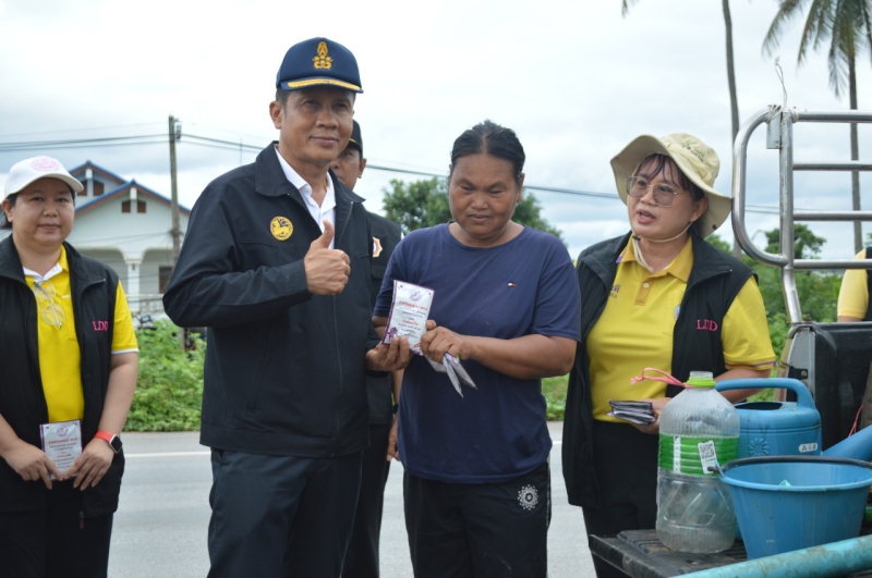 KickOffการฉีดพ่นสารบำบัดน้ำเสียพร้อมทั้งมอบสารเร่งพด