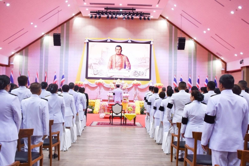 ร่วมงานรัฐพิธีวันที่ระลึก