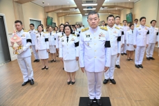 ปลัดเกษตรฯวางพานพุ่มดอกไม้ถวายสักการะสมเด็จพระเจ้าภคินีเธอ