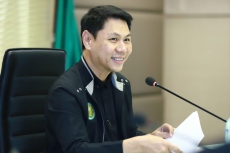 รองปลัดฯกฤษหารือมาตรการช่วยเหลือเยียวยาเกษตรกรที่ได้รับผลกระทบจากอุทกภัยภาคใต้