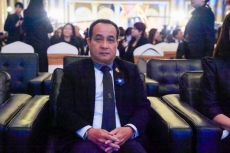 นายสุรชัยยุทธชนะผู้ตรวจราชการกระทรวงเกษตรและสหกรณ์