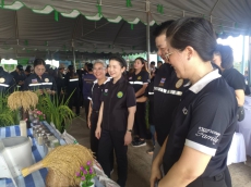 ผู้ตรวจราชการกระทรวงเกษตรและสหกรณ์ (นางสาวเสาวลักษณ์ ศุภกมลเสนีย์) ลงพื้นที่ติดตามงาน ร่วมกับ รัฐมนตรีว่าการกระทรวงเกษตรและสหกรณ์ (นายสุริยะ จึงรุ่งเรืองกิจ) และผู้บริหารระดับสูงกระทรวงเกษตรและสหกรณ์ ณ พื้นที่จังหวัดสุพรรณบุรี