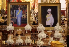 ร่วมพิธีสวดพระพุทธมนต์และเจริญจิตตภาวนา